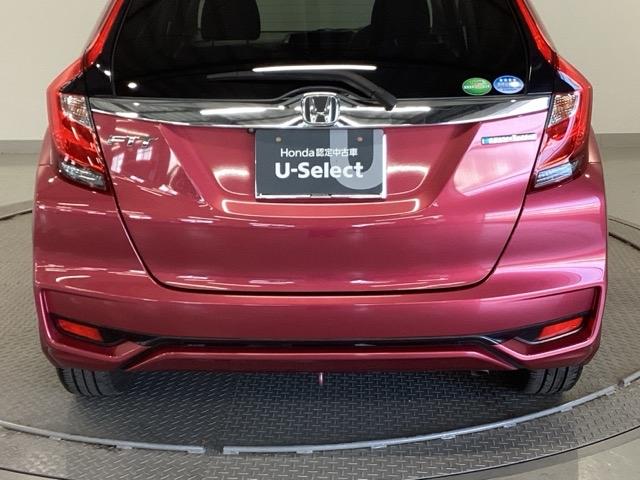 フィットハイブリッド F 純正ナビ フルセグ リアカメラ 地デジTV ナビTV 横滑り防止装置 フルオートエアコン イモビライザー キーフリーシステム 全席パワーウインドウ パワーステアリング アクティブクルーズ ABS(32枚目)