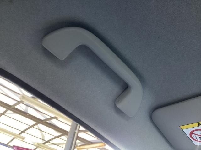 フィットハイブリッド F 純正ナビ フルセグ リアカメラ 地デジTV ナビTV 横滑り防止装置 フルオートエアコン イモビライザー キーフリーシステム 全席パワーウインドウ パワーステアリング アクティブクルーズ ABS(40枚目)