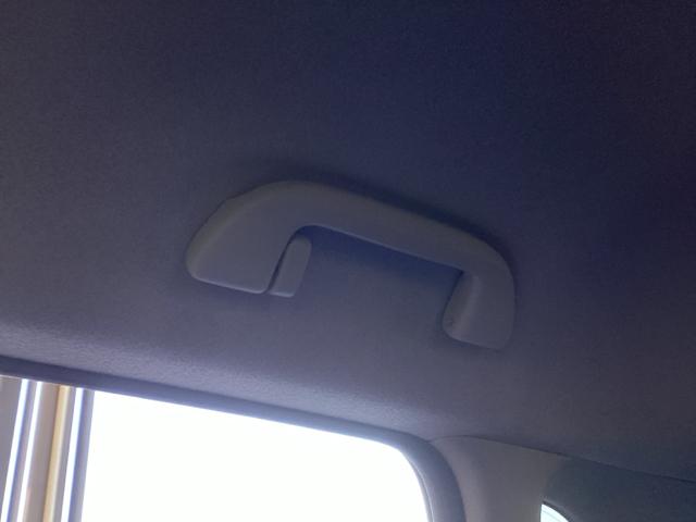 フィットハイブリッド F 純正ナビ フルセグ リアカメラ 地デジTV ナビTV 横滑り防止装置 フルオートエアコン イモビライザー キーフリーシステム 全席パワーウインドウ パワーステアリング アクティブクルーズ ABS(51枚目)