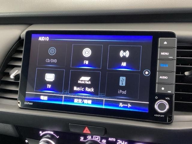 �i�r�@�\�����łȂ��A�~���[�W�b�N�T�[�o�[�A�a�����������������A�t���Z�O�e���r�A�c�u�c�Ƃb�c�Đ��ȂǁA�I�[�f�B�I�@�\�����Ă��܂��B