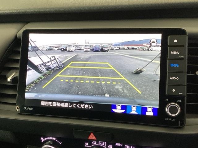 �֗��ȂR�r���[�؂�ւ��A�K�C�h���\���t���̃o�b�N�J�����ł��I��ގ��A����̎��E���T�|�[�g���܂��I