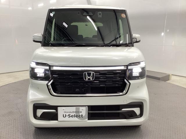 Ｎ－ＢＯＸカスタム ベースグレード　ＨｏｎｄａＣＯＮＮＥＣＴ対応純正メモリーナビ　ドラレコ　Ｗ電動ドア　ＵＳＢ接続　ＣＭＢＳ　Ｄレコ　ベンチシート　オートエアコン　スマートキ　ＬＥＤ　盗難防止装置　クルコン　ＥＴＣ　バックカメラ　ＥＳＣ（6枚目）