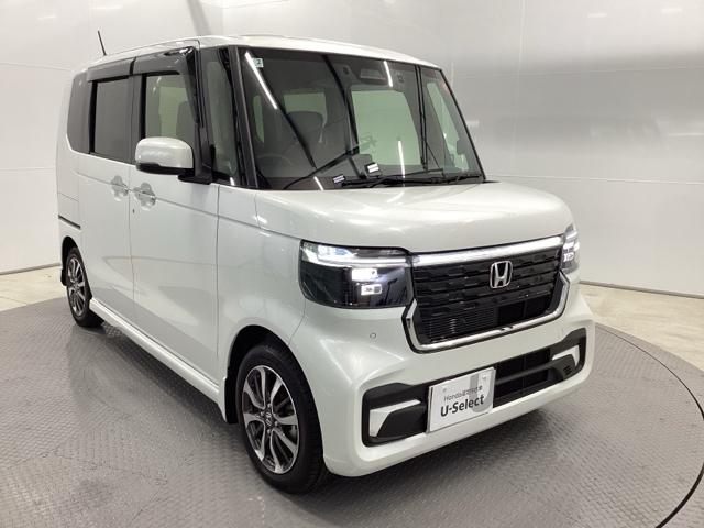 Ｎ－ＢＯＸカスタム ベースグレード　ＨｏｎｄａＣＯＮＮＥＣＴ対応純正メモリーナビ　ドラレコ　Ｗ電動ドア　ＵＳＢ接続　ＣＭＢＳ　Ｄレコ　ベンチシート　オートエアコン　スマートキ　ＬＥＤ　盗難防止装置　クルコン　ＥＴＣ　バックカメラ　ＥＳＣ（7枚目）