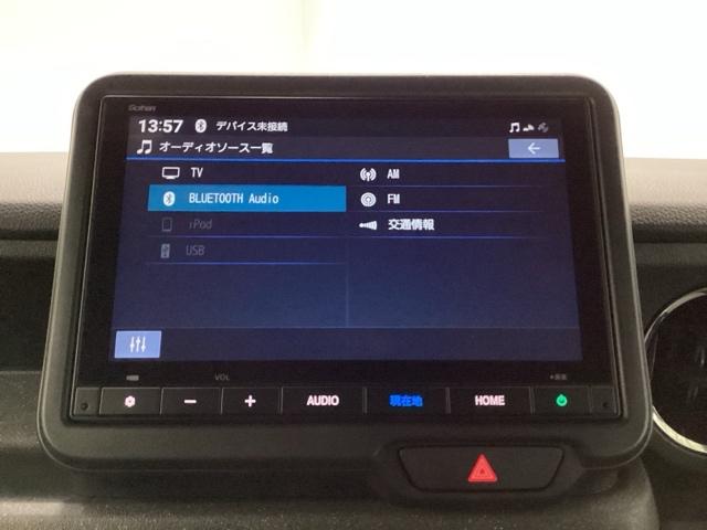 Ｎ－ＢＯＸカスタム ベースグレード　ＨｏｎｄａＣＯＮＮＥＣＴ対応純正メモリーナビ　ドラレコ　Ｗ電動ドア　ＵＳＢ接続　ＣＭＢＳ　Ｄレコ　ベンチシート　オートエアコン　スマートキ　ＬＥＤ　盗難防止装置　クルコン　ＥＴＣ　バックカメラ　ＥＳＣ（10枚目）