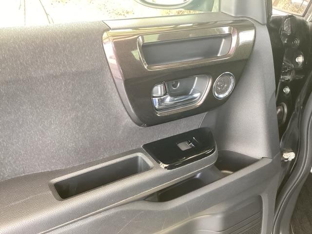 Ｎ－ＢＯＸカスタム Ｇ・ＥＸターボホンダセンシング　純正ナビ　スーパースライドシート　Ｒカメ　エアロ　クルコン　ナビＴＶ　サイドエアバッグ　タ－ボ　ＬＥＤヘットライト　ＥＴＣ　ＵＳＢ接続　Ｆセグ　横滑り防止　パワーステアリング　ＤＶＤ再生可　ＡＣ（37枚目）