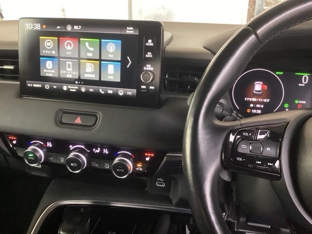 ヴェゼル ｅ：ＨＥＶＺ　純正ナビ　フルセグ　リアカメラ　地上デジタル　ＵＳＢ入力　ハンズフリーテールゲート　シートＨ　サイドエアＢ　パークセンサー　リヤカメラ　ＬＥＤヘットライト　ＥＳＣ　パワステ　ＡＡＣ　エアバック　ＡＢＳ（2枚目）