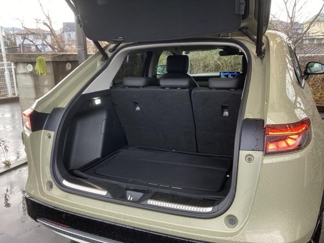 ヴェゼル ｅ：ＨＥＶＺ　純正ナビ　フルセグ　リアカメラ　地上デジタル　ＵＳＢ入力　ハンズフリーテールゲート　シートＨ　サイドエアＢ　パークセンサー　リヤカメラ　ＬＥＤヘットライト　ＥＳＣ　パワステ　ＡＡＣ　エアバック　ＡＢＳ（21枚目）