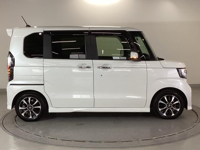 N-BOXカスタム G・Lホンダセンシング メモリーナビ ドラレコ ETC リアカメラ 両側パワードア ドライブレコーダー付 ベンチS パワーウインドー Bモニタ 横滑防止 スマートキープッシュスタート フルセグ地デジTV 運転席エアバッグ(32枚目)