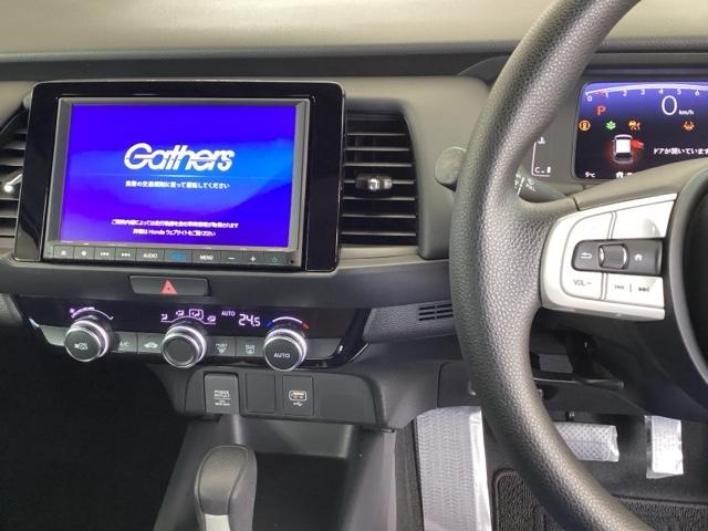 フィット ホーム メモリーナビ ドラレコ ETC リアカメラ カーテンエアバック サポカー LEDヘットライト オートクルーズ 前後障害物センサー 横滑り防止機能 アイドリングストップ フルセグTV 記録簿付 イモビ(6枚目)