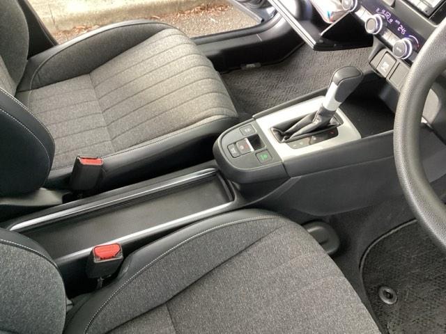 フィット ホーム メモリーナビ ドラレコ ETC リアカメラ カーテンエアバック サポカー LEDヘットライト オートクルーズ 前後障害物センサー 横滑り防止機能 アイドリングストップ フルセグTV 記録簿付 イモビ(39枚目)