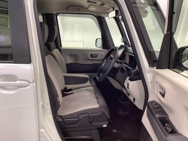 Ｎ－ＢＯＸ ベースグレード　試乗車　メモリーナビ　ドラレコ　ＥＴＣ　リアカメラ　アイスト　セキュリティアラーム　地デジＴＶ　誤発信抑制機能　キーレスエントリー　前席シートヒーター　ＵＳＢポート　バックカメラ付　スマートキ　ＥＳＣ（16枚目）