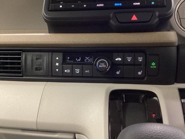 Ｎ－ＢＯＸ ベースグレード　ＨｏｎｄａＣＯＮＮＥＣＴ対応純正メモリーナビ　ドラレコ　アイスト　セキュリティアラーム　両側スライド　地デジＴＶ　誤発信抑制機能　キーレスエントリー　前席シートヒーター　ＵＳＢポート　バックカメラ付（14枚目）