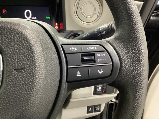 Ｎ－ＢＯＸ ベースグレード　ＨｏｎｄａＣＯＮＮＥＣＴ対応純正メモリーナビ　ドラレコ　アイスト　セキュリティアラーム　両側スライド　地デジＴＶ　誤発信抑制機能　キーレスエントリー　前席シートヒーター　ＵＳＢポート　バックカメラ付（17枚目）