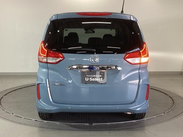 フリード Ｇ・ホンダセンシング　純正ナビ　フルセグ　７人乗り　Ｗ電動ドア　キーフリ　スマートキーシステム　イモビ　ＵＳＢポート　カラーバックモニター　横滑防止装置　ＬＥＤランプ　エアコン　クルコン　パワーウィンドウ　ドライブレコーダ（9枚目）