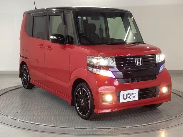 Ｎ－ＢＯＸカスタム ＧターボＳＳパッケージ　純正ナビ　あんしんパッケージ　スマートシティブレーキサポート　両側自動ドア　サイドエアバック　イモビライザー　Ｗエアバック　バックモニター付き　フルオートエアコン　地デジフルセグＴＶ　エアロ　ナビＴＶ（7枚目）