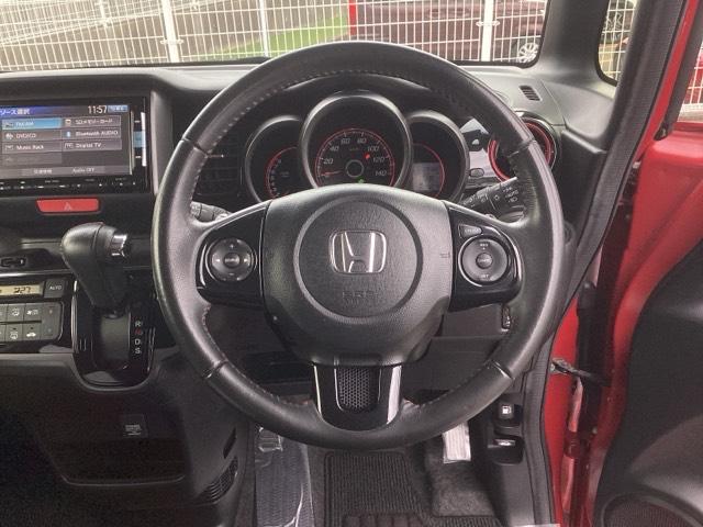 Ｎ－ＢＯＸカスタム ＧターボＳＳパッケージ　純正ナビ　あんしんパッケージ　スマートシティブレーキサポート　両側自動ドア　サイドエアバック　イモビライザー　Ｗエアバック　バックモニター付き　フルオートエアコン　地デジフルセグＴＶ　エアロ　ナビＴＶ（17枚目）