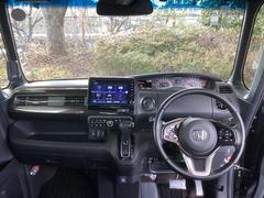 �ե���ȥ��饹���礭�����磻�ɤʻ볦�Ǳ�ž�⤷�䤹���ʤ�褦�ˡ��߷פ���Ƥ��ޤ��� 3