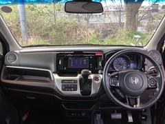 �ե���ȥ��饹���礭�����磻�ɤʻ볦�Ǳ�ž�⤷�䤹���ʤ�褦�ˡ��߷פ���Ƥ��ޤ��� 3