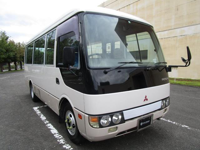 Mitsubishi fuso rosa