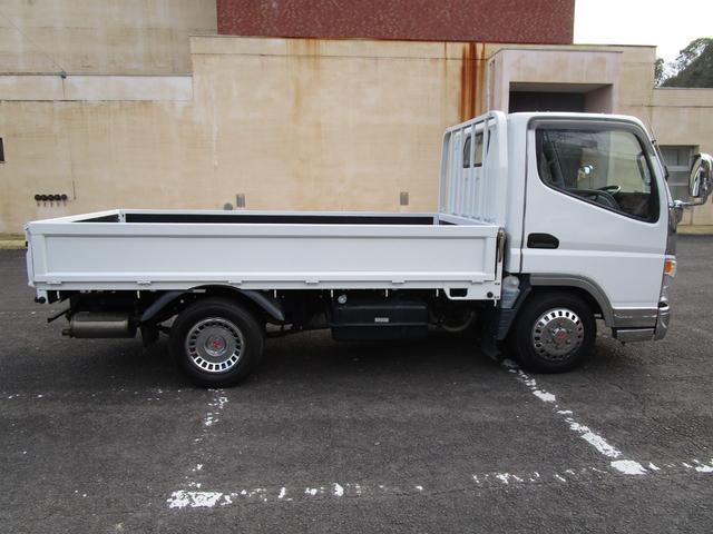 三菱ふそう キャンターガッツ １ ７５トンカスタム平ボディー 内外装クリーニング仕上げ ワンオーナー車 カスタムグレード 車検時記録簿の中古車 グーネット中古車