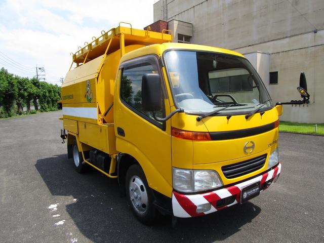 デュトロ 樹木破砕チップ運搬車　・内外装クリーニング仕上・ワンオーナー車・運転席エアバック・ＡＢＳ・カヤバ社製タウンビーバーＣＶ４５型・ＥＳスタート（坂道発進装置）（3枚目）