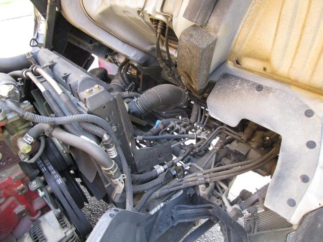 デュトロ 樹木破砕チップ運搬車　・内外装クリーニング仕上・ワンオーナー車・運転席エアバック・ＡＢＳ・カヤバ社製タウンビーバーＣＶ４５型・ＥＳスタート（坂道発進装置）（26枚目）