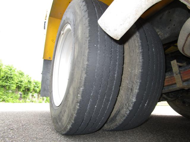 デュトロ 樹木破砕チップ運搬車　・内外装クリーニング仕上・ワンオーナー車・運転席エアバック・ＡＢＳ・カヤバ社製タウンビーバーＣＶ４５型・ＥＳスタート（坂道発進装置）（29枚目）