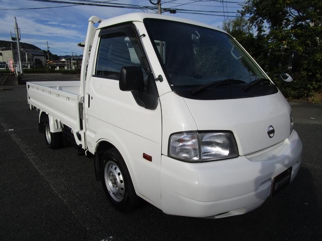 バネットトラック 1t積スーパーロー平ボディーリアルタイヤ ・内外装クリーニング仕上・ワンオーナー車・運転席エアバック(3枚目)