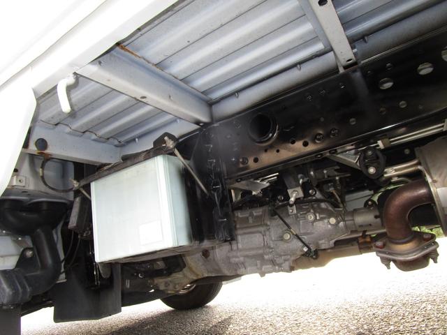 バネットトラック 1t積スーパーロー平ボディーリアルタイヤ ・内外装クリーニング仕上・ワンオーナー車・運転席エアバック(22枚目)