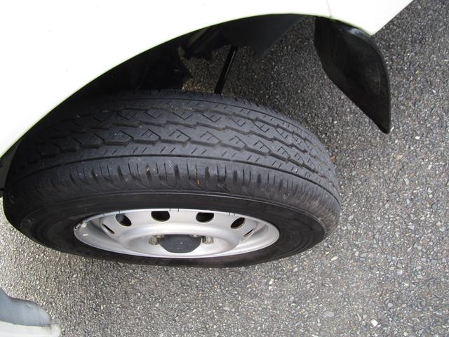 バネットトラック 1t積スーパーロー平ボディーリアルタイヤ ・内外装クリーニング仕上・ワンオーナー車・運転席エアバック(26枚目)