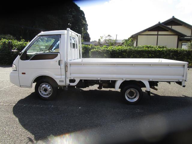 デリカトラック 1tロングGL平ボディー ・内外装クリーニング仕上・ワンオーナー車・車検時記録簿有・CD付ラジオ・運転席エアバック・リアゲートチェーン(7枚目)