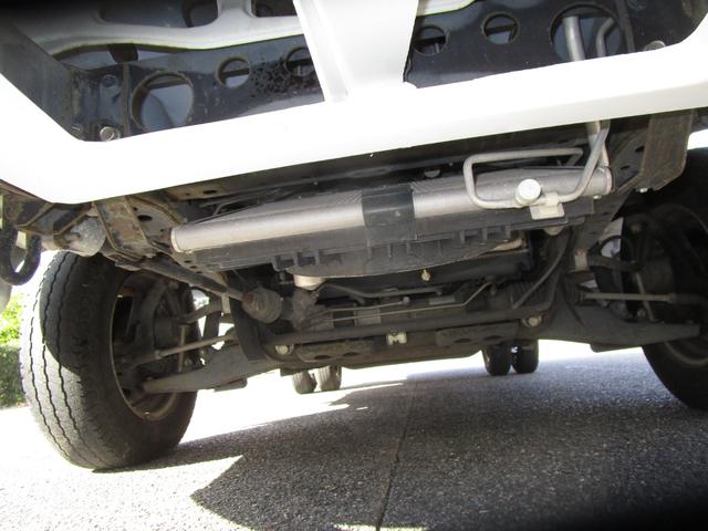 デリカトラック 1tロングGL平ボディー ・内外装クリーニング仕上・ワンオーナー車・車検時記録簿有・CD付ラジオ・運転席エアバック・リアゲートチェーン(22枚目)