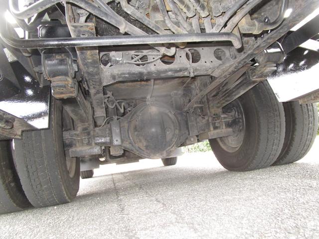 デュトロ 高所作業車 ・内外装クリーニング仕上・運転席エアバック・ABS・アイチ社製高所作業車・SS12A型・バケット積載荷重200K・オールペイント済・左側電動格納ミラー(19枚目)