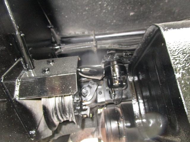 デュトロ 高所作業車 ・内外装クリーニング仕上・運転席エアバック・ABS・アイチ社製高所作業車・SS12A型・バケット積載荷重200K・オールペイント済・左側電動格納ミラー(21枚目)