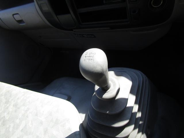 デュトロ 高所作業車　・内外装クリーニング仕上・運転席エアバック・ＡＢＳ・アイチ社製高所作業車・ＳＳ１０Ａ型・バケット積載荷重２００Ｋ・作業高９．７ｍ・ＥＳスタート付・左側電動格納ミラー（14枚目）