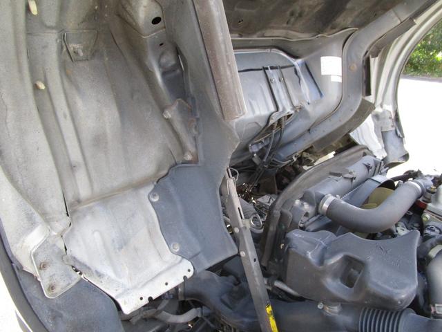 デュトロ 高所作業車　・内外装クリーニング仕上・運転席エアバック・ＡＢＳ・アイチ社製高所作業車・ＳＳ１０Ａ型・バケット積載荷重２００Ｋ・作業高９．７ｍ・ＥＳスタート付・左側電動格納ミラー（23枚目）