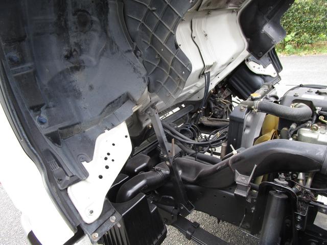 エルフトラック ２ｔワイドロングフラットロー平ボディー　・内外装クリーニング仕上・ワンオーナー車（法人）・運転席エアバック（30枚目）