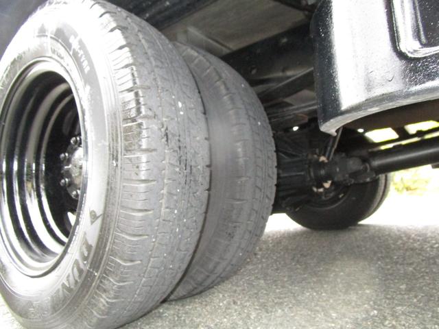 エルフトラック ２ｔワイドロングフラットロー平ボディー　・内外装クリーニング仕上・ワンオーナー車（法人）・運転席エアバック（36枚目）