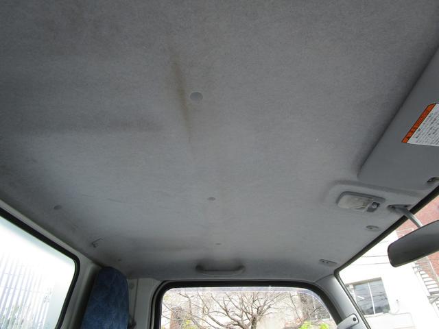 キャンター ２ｔ４ＷＤ全低床ダンプ　・内外装クリーニング仕上・ワンオーナー車・フルタイム４ＷＤ・あおり支柱無・メッキパーツ・ブリッジフック・運転席エアバック・ブリジストンミックスタイヤ６本（23枚目）