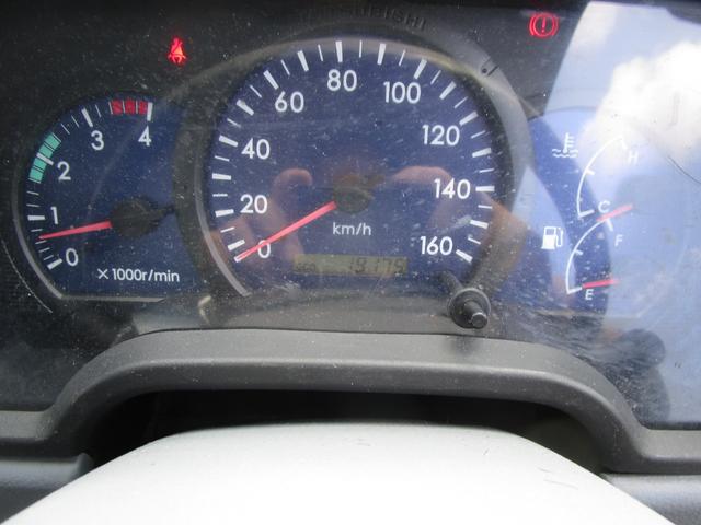 キャンター ２ｔ４ＷＤ全低床ダンプ　・内外装クリーニング仕上・ワンオーナー車・フルタイム４ＷＤ・あおり支柱無・メッキパーツ・ブリッジフック・運転席エアバック・ブリジストンミックスタイヤ６本（26枚目）