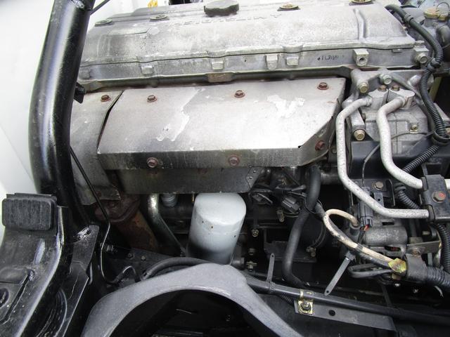 キャンター ２ｔ４ＷＤ全低床ダンプ　・内外装クリーニング仕上・ワンオーナー車・フルタイム４ＷＤ・あおり支柱無・メッキパーツ・ブリッジフック・運転席エアバック・ブリジストンミックスタイヤ６本（37枚目）