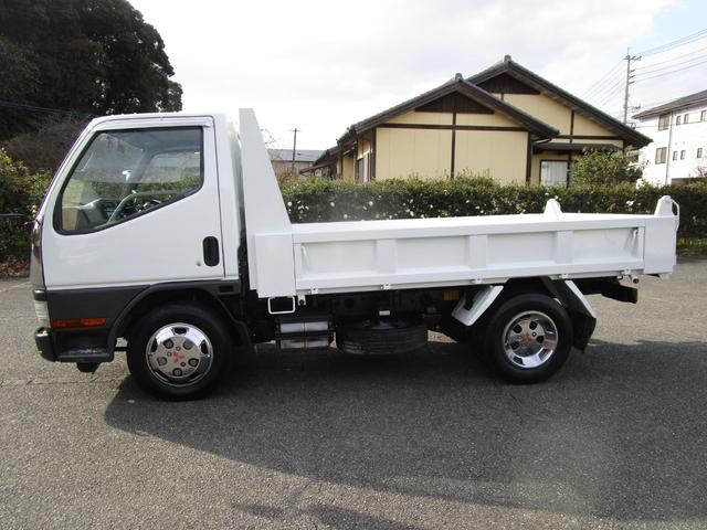 キャンター ３ｔ全低床ダンプ　・内外装クリーニング仕上・ワンオーナー車・メッキパーツ付・オールペイント済・ドライブレコーダー・運転席エアバック（4枚目）