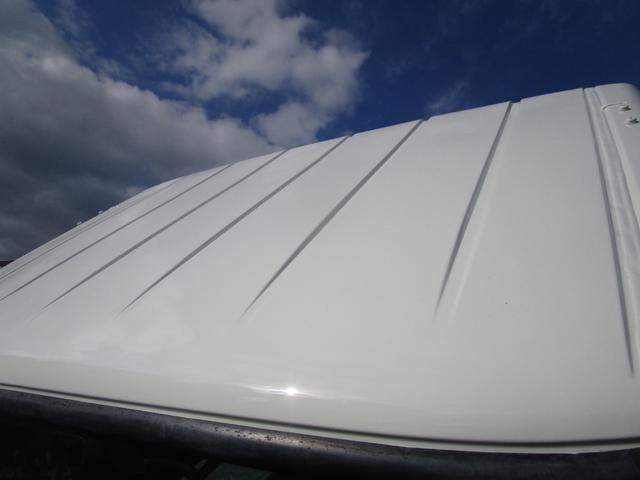 キャンター ３ｔ全低床ダンプ　・内外装クリーニング仕上・ワンオーナー車・メッキパーツ付・オールペイント済・ドライブレコーダー・運転席エアバック（8枚目）