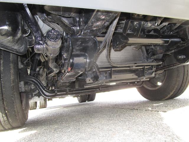 キャンター ３ｔ全低床ダンプ　・内外装クリーニング仕上・ワンオーナー車・メッキパーツ付・オールペイント済・ドライブレコーダー・運転席エアバック（22枚目）