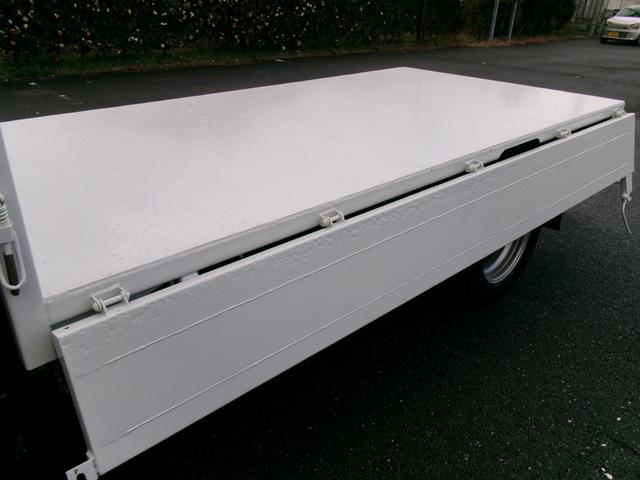 エルフトラック ２ｔフルフラットローダンプ　・内外装クリーニング仕上・ワンオーナー車・あおり支柱無３方開・ブリッジフック・運転席エアバック・ＡＢＳ・ＨＳＡ（13枚目）