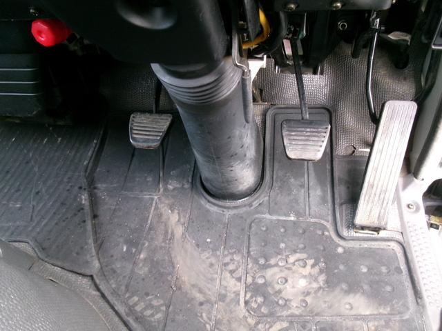 エルフトラック ２ｔフルフラットローダンプ　・内外装クリーニング仕上・ワンオーナー車・あおり支柱無３方開・ブリッジフック・運転席エアバック・ＡＢＳ・ＨＳＡ（22枚目）