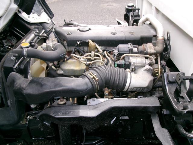 エルフトラック ２ｔフルフラットローダンプ　・内外装クリーニング仕上・ワンオーナー車・あおり支柱無３方開・ブリッジフック・運転席エアバック・ＡＢＳ・ＨＳＡ（31枚目）