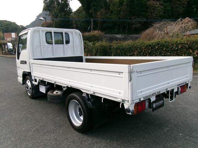 アトラストラック ２ｔフルフラットロー平ボディー　・内外装クリーニング仕上・ＨＳＡ（坂道発進装置）・３ペダル・電動格納ミラー・ＥＴＣ・運転席エアバック・ＡＢＳ（6枚目）