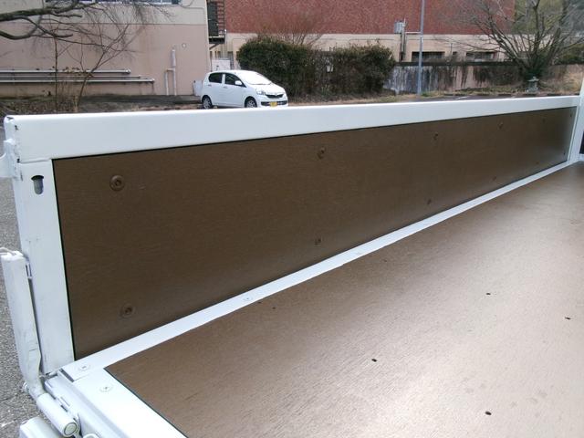 アトラストラック ２ｔフルフラットロー平ボディー　・内外装クリーニング仕上・ＨＳＡ（坂道発進装置）・３ペダル・電動格納ミラー・ＥＴＣ・運転席エアバック・ＡＢＳ（11枚目）