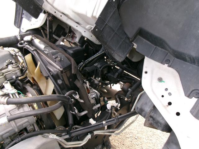 アトラストラック ２ｔフルフラットロー平ボディー　・内外装クリーニング仕上・ＨＳＡ（坂道発進装置）・３ペダル・電動格納ミラー・ＥＴＣ・運転席エアバック・ＡＢＳ（30枚目）